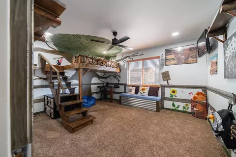 Bedroom - 17861 Cavalcade Pl, Tehachapi, CA 93561 photo 3 of 4