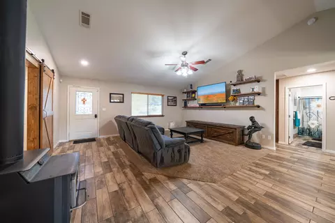 Other - 17861 Cavalcade Pl, Tehachapi, CA 93561 photo 2 of 8