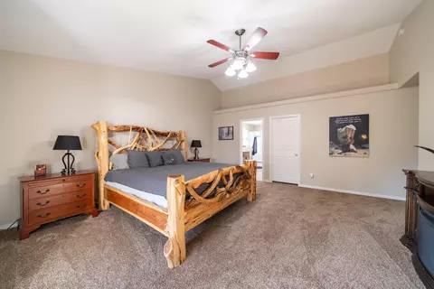 Bedroom - 17861 Cavalcade Pl, Tehachapi, CA 93561 photo 2 of 4