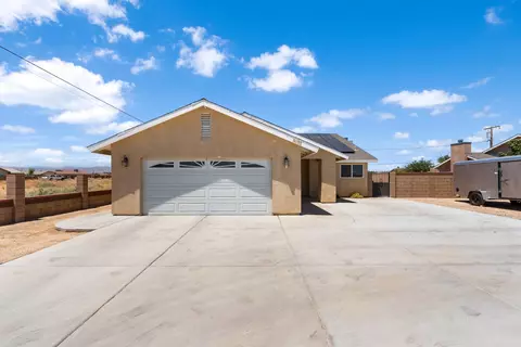 9573 Redwood Blvd, California City, CA 93505