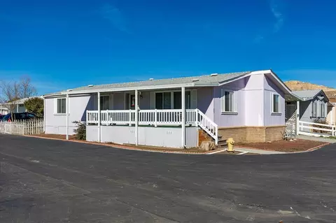 14556 Tehachapi Blvd E #SPC 25, Tehachapi, CA 93561