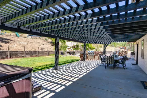 24040 Martingale Way, Tehachapi, CA 93561 photo 68