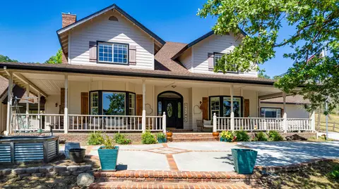 24040 Martingale Way, Tehachapi, CA 93561 photo 5