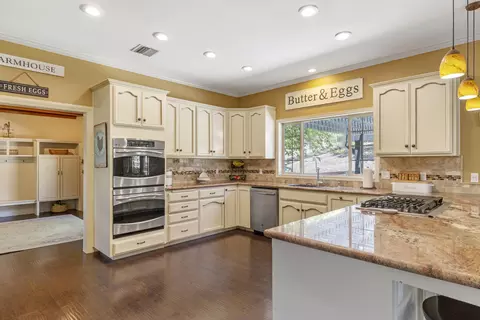 24040 Martingale Way, Tehachapi, CA 93561 photo 30