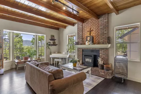 24040 Martingale Way, Tehachapi, CA 93561 photo 21