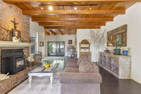24040 Martingale Way, Tehachapi, CA 93561 photo 18