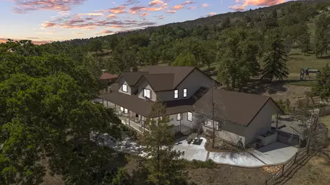 24040 Martingale Way, Tehachapi, CA 93561