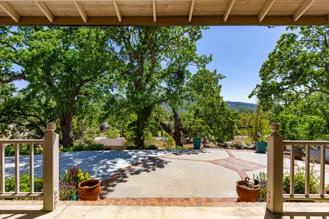 24040 Martingale Way, Tehachapi, CA 93561 photo 9