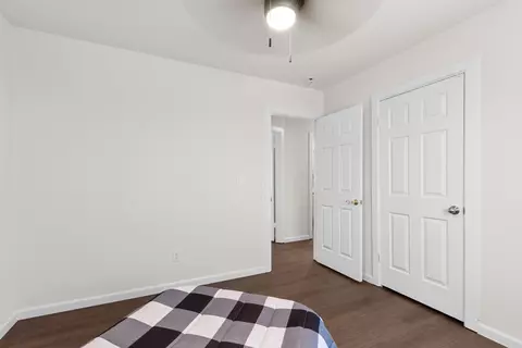 Bedroom - 23300 Fir Dr, Tehachapi, CA 93561 photo 4 of 10