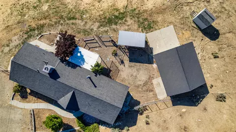 View/Area - 23300 Fir Dr, Tehachapi, CA 93561 photo 1 of 7