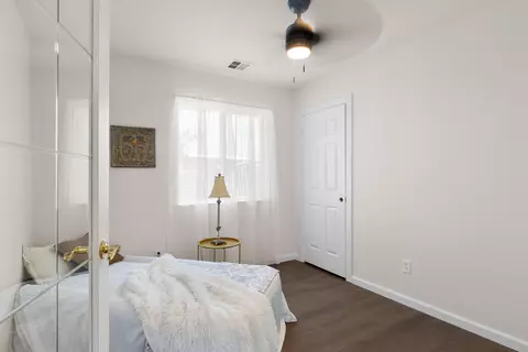 Bedroom - 23300 Fir Dr, Tehachapi, CA 93561 photo 1 of 10