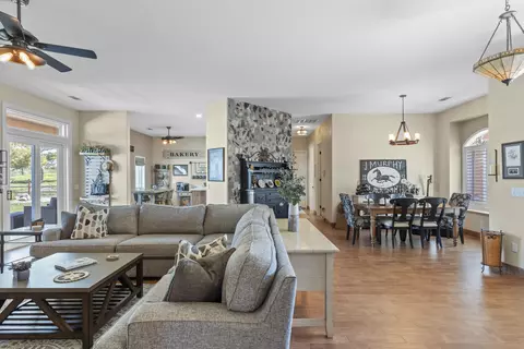 28141 Stallion Springs Dr, Tehachapi, CA 93561 photo 12