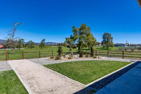 28141 Stallion Springs Dr, Tehachapi, CA 93561 photo 48