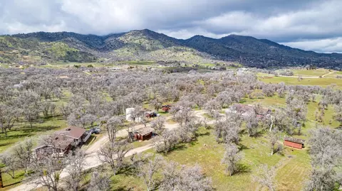 20839 Highway 202, Tehachapi, CA 93561 photo 3