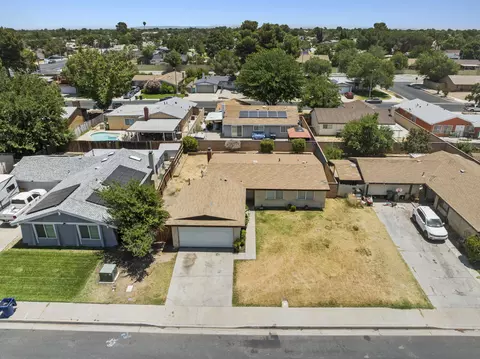 44322 Gingham Ave, Lancaster, CA 93535 photo 5