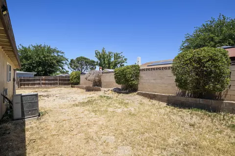 44322 Gingham Ave, Lancaster, CA 93535 photo 42