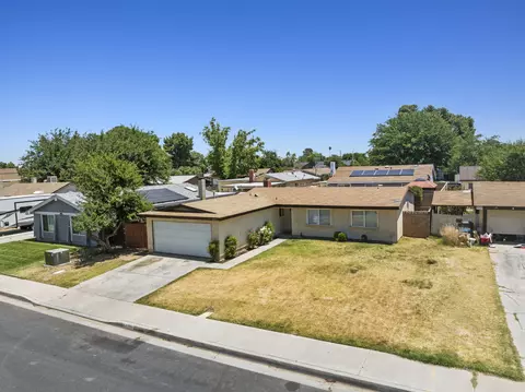 44322 Gingham Ave, Lancaster, CA 93535 photo 3