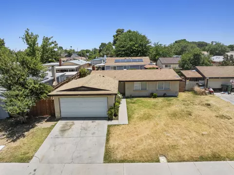 44322 Gingham Ave, Lancaster, CA 93535 photo 2