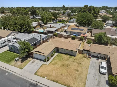 44322 Gingham Ave, Lancaster, CA 93535 photo 4