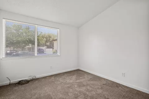 44322 Gingham Ave, Lancaster, CA 93535 photo 22
