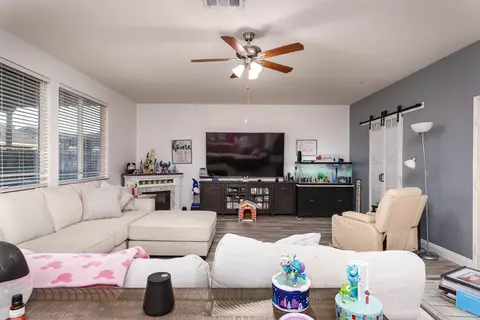 3360 Leopard Ct, Rosamond, CA 93560 photo 16
