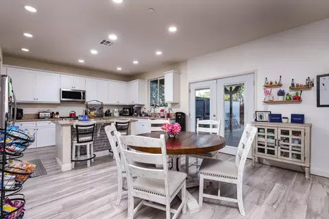 3360 Leopard Ct, Rosamond, CA 93560 photo 19