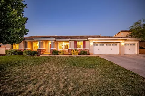 40824 Las Piedras, Palmdale, CA 93551