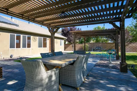 44527 Chaparral Dr, Lancaster, CA 93536 photo 36