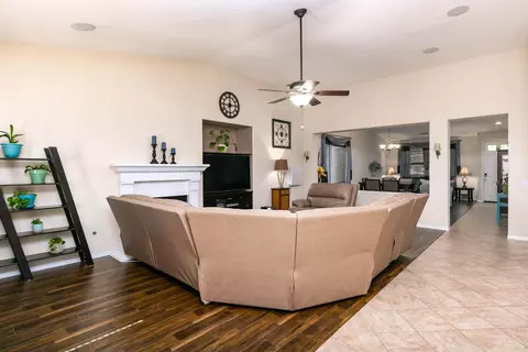 44527 Chaparral Dr, Lancaster, CA 93536 photo 15