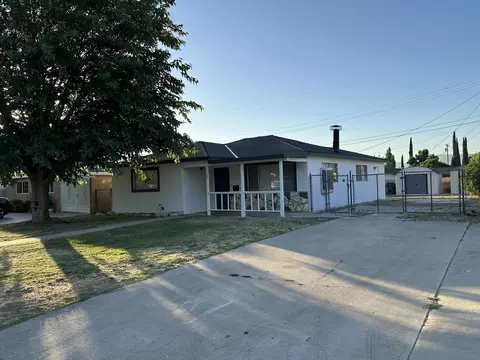 105 White Oak Dr, Tehachapi, CA 93561