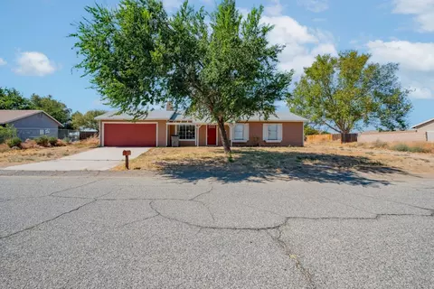 17152 Valeport Ave, Lancaster, CA 93535