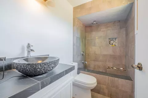17152 Valeport Ave, Lancaster, CA 93535 photo 18