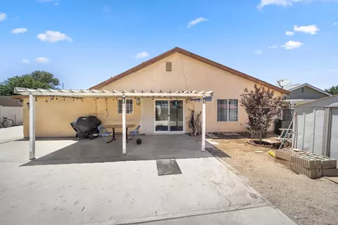 42810 Yew St, Lancaster, CA 93536 photo 28