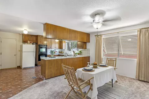 Dining - 22830 Tom Ct, Tehachapi, CA 93561 photo 2 of 3