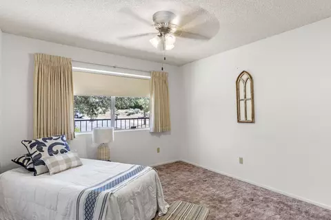 Bedroom - 22830 Tom Ct, Tehachapi, CA 93561 photo 1 of 5