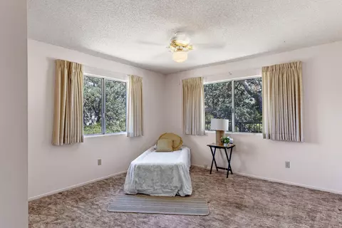 Bedroom - 22830 Tom Ct, Tehachapi, CA 93561 photo 3 of 5