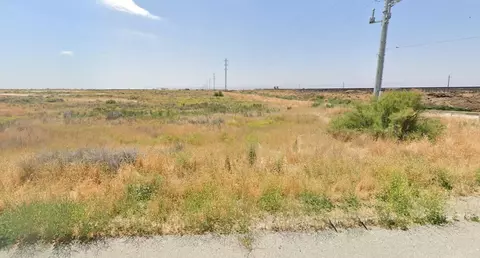 Lerdo Highway & Riverside St W, Shafter, CA 93263 photo 2
