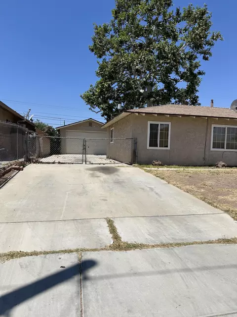 38733 Frontier Ave E, Palmdale, CA 93550 photo 2