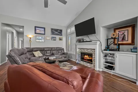 42110 Capistrano Pl, Lancaster, CA 93536 photo 22
