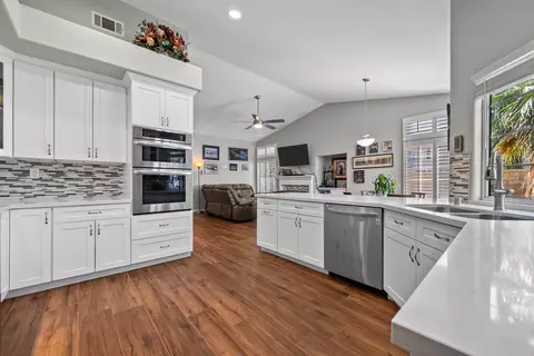 42110 Capistrano Pl, Lancaster, CA 93536 photo 12