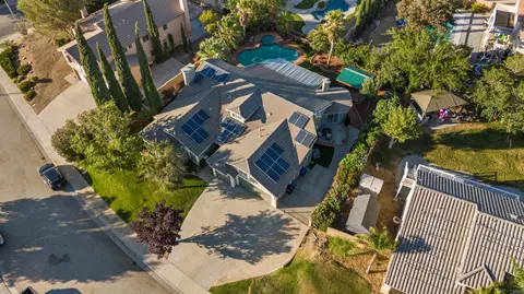 42110 Capistrano Pl, Lancaster, CA 93536 photo 3