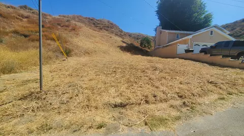 Driver Ave, Val Verde, CA 91384 photo 5
