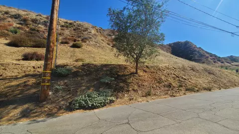 Silver St, Val Verde, CA 91384 photo 4