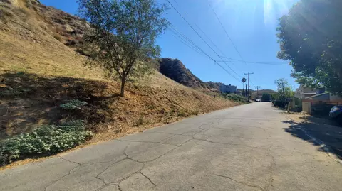 Silver St, Val Verde, CA 91384 photo 5