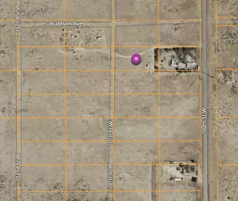 101 Street W, Rosamond, CA 93560