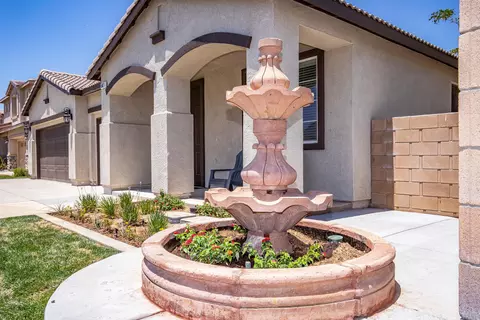 5821 Ave J 13 W, Lancaster, CA 93536