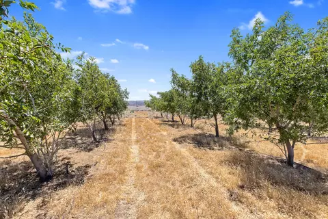 18580 Ave E, Lancaster, CA 93536 photo 23