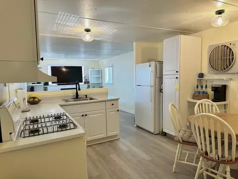 2012 Windbreak Dr #23, Rosamond, CA 93560 photo 11