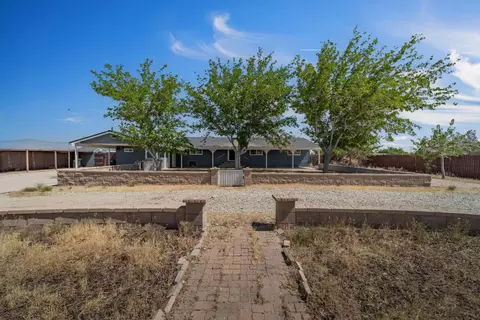 5901 Cathy Ave, Rosamond, CA 93560