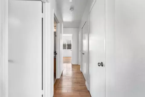 Entry Way - 44327 Freer Way, Lancaster, CA 93536 photo 1 of 1